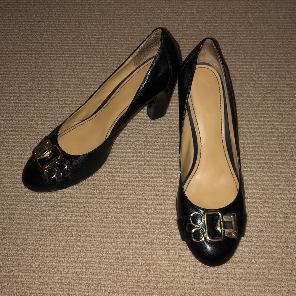 Nine West Black Pumps
